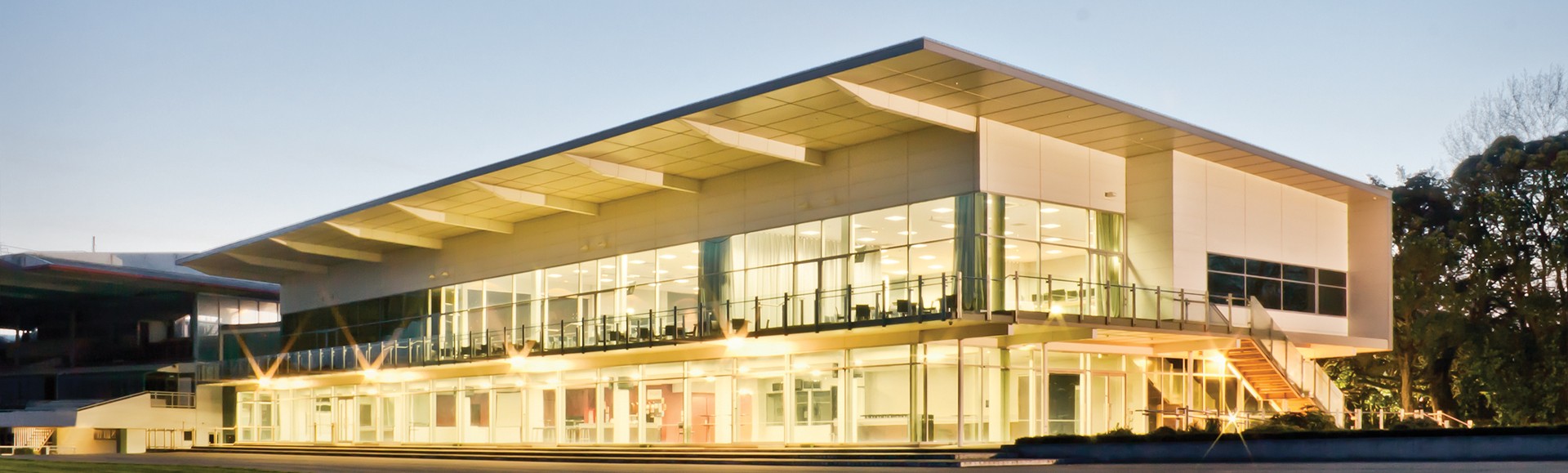 DINZ homepage sliding banner